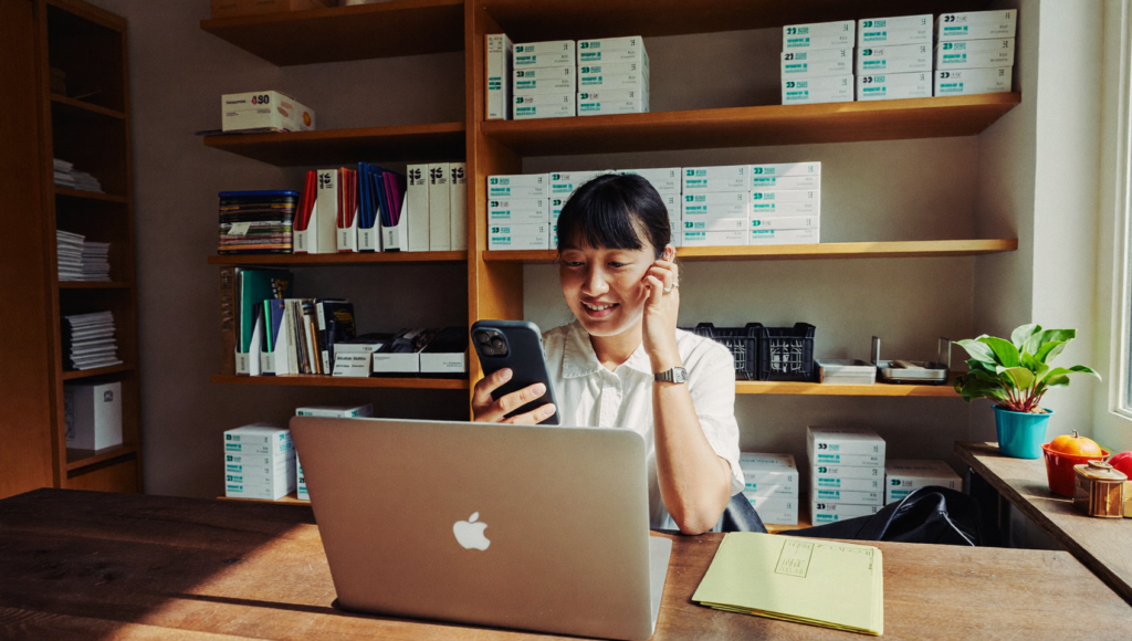 ai sms assistant for small business - SalesCaptain