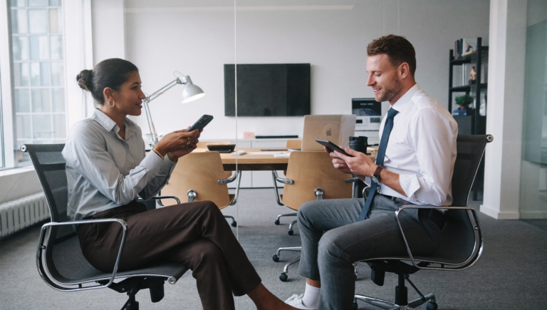 business that would like to have a chat - SalesCaptain