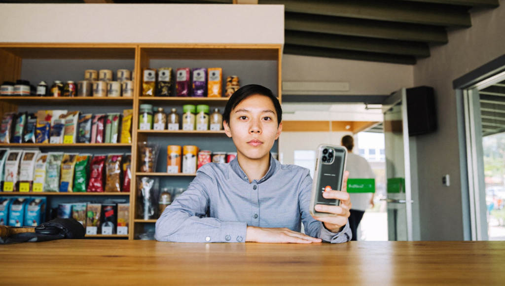 whatsapp business pricing - SalesCaptain