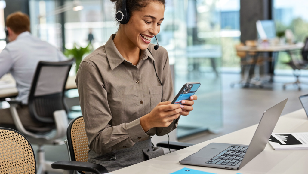whatsapp business for customer service - SalesCaptain